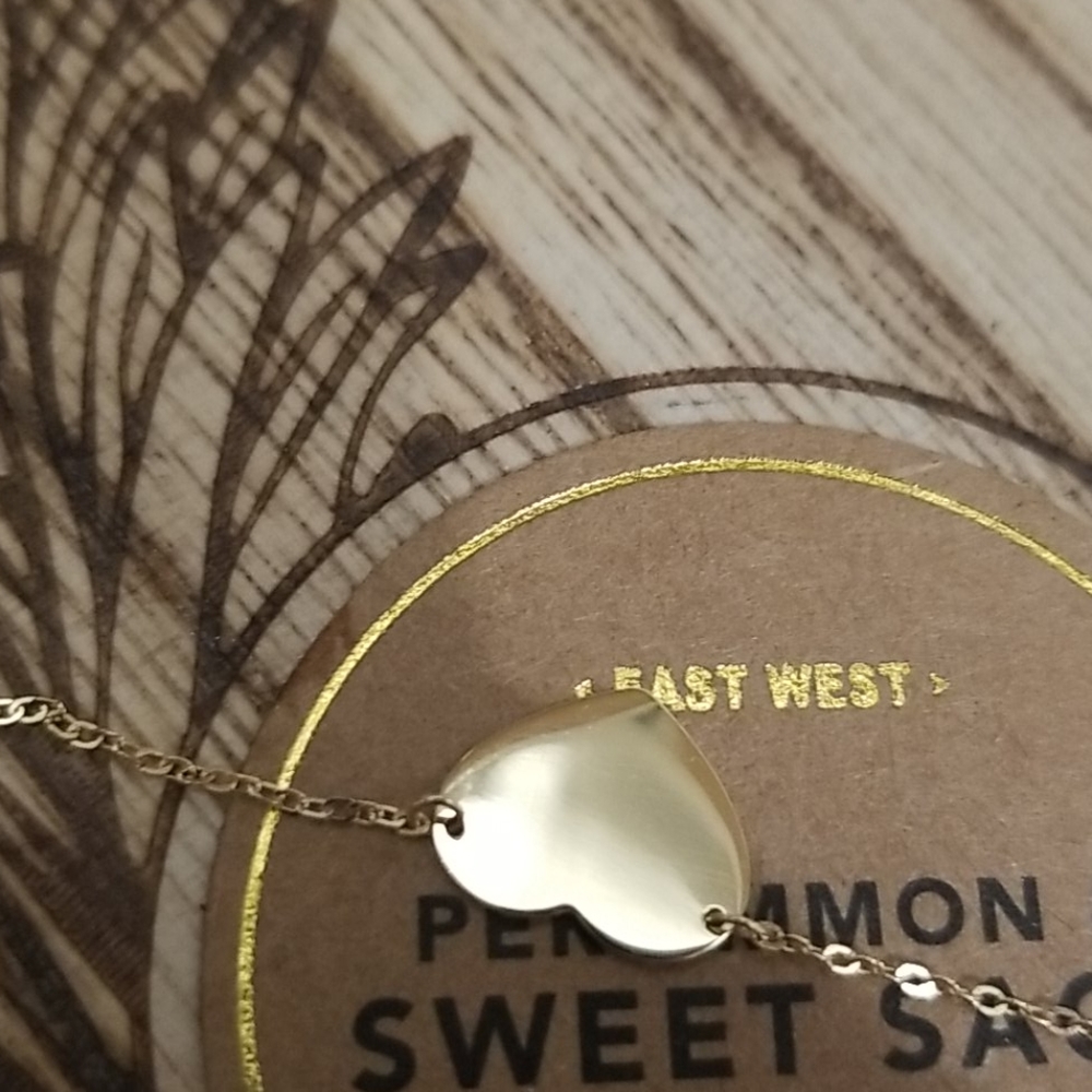 14K Gold Small Heart Pendant Necklace - Picture 2 of 5